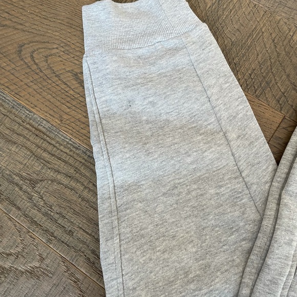 Under Armour Men’s Joggers - Picture 3 of 4